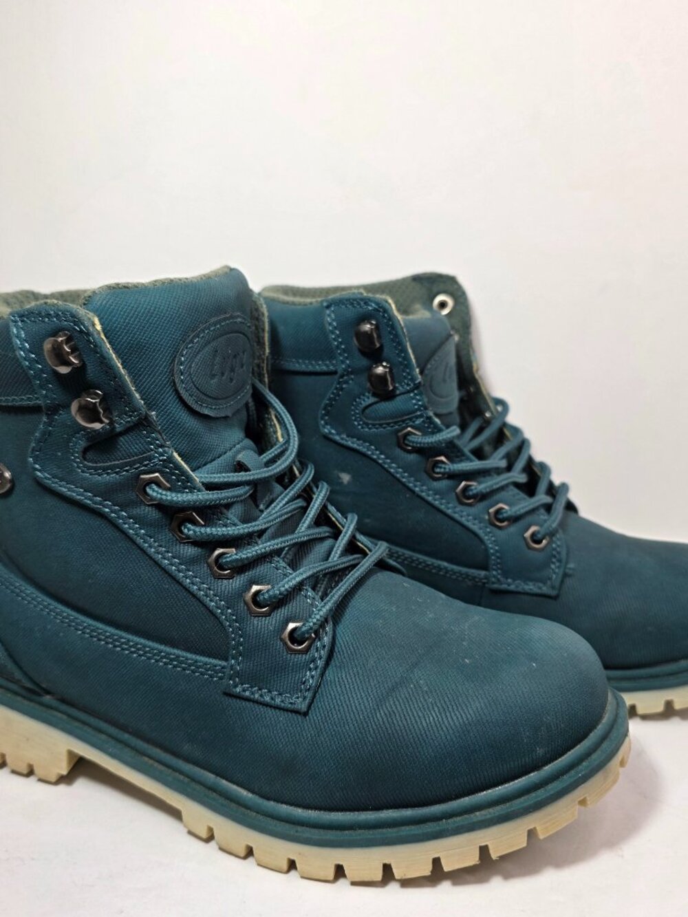 Lugz Women's Mantle Hi Classic 6-inch Chukka Boot Blue Teal 7.5
